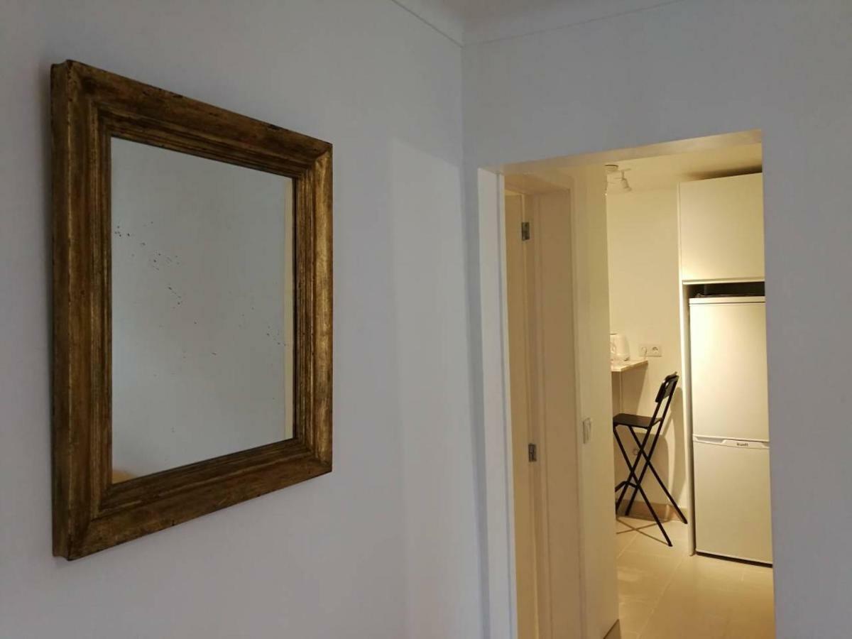 Gorgeous Bairro Alto Apartment Lisbon Bagian luar foto