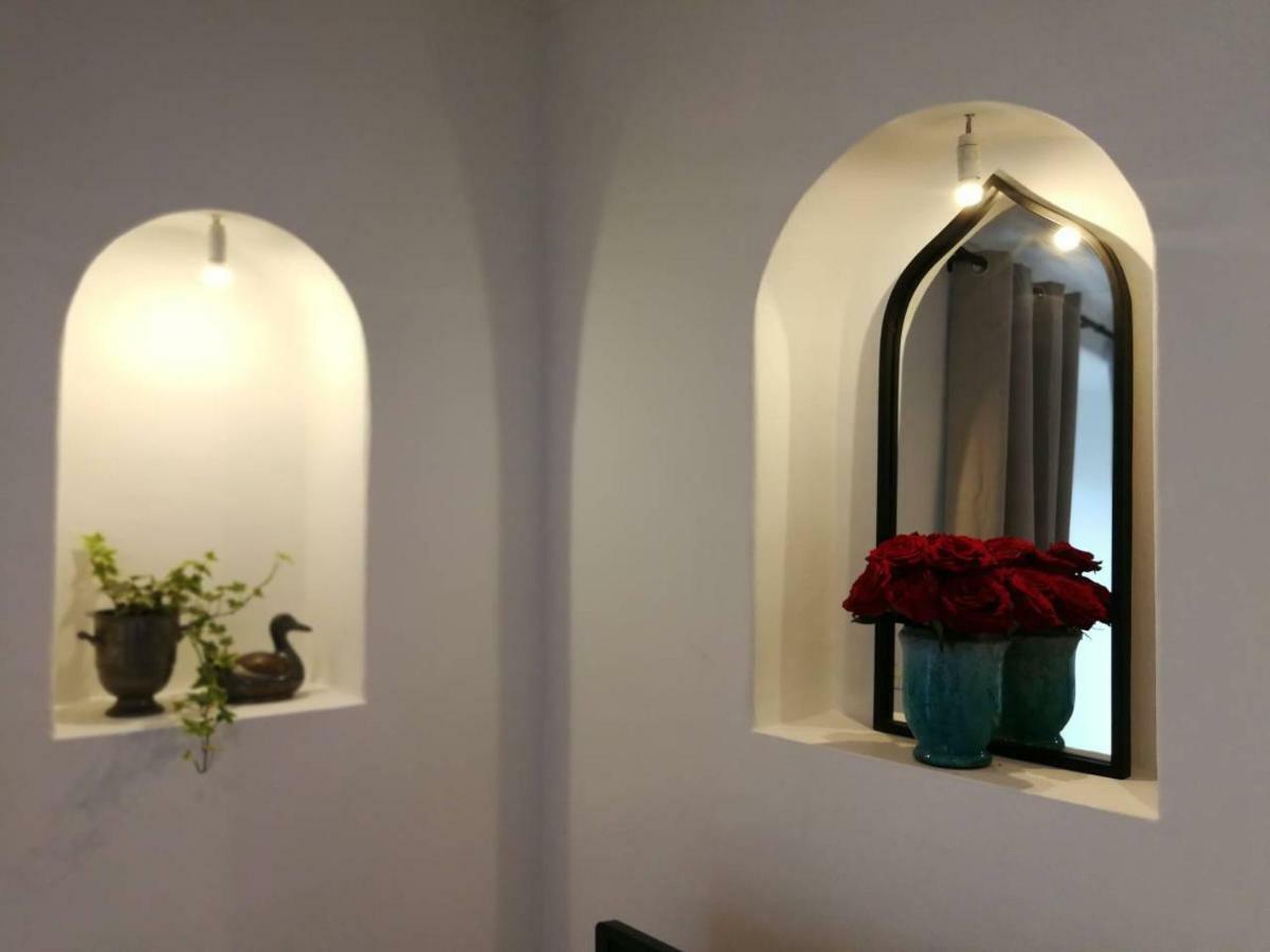 Gorgeous Bairro Alto Apartment Lisbon Bagian luar foto