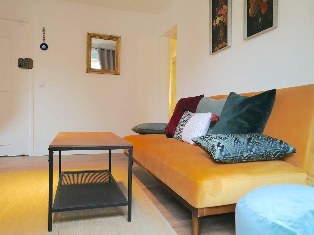 Gorgeous Bairro Alto Apartment Lisbon Bagian luar foto
