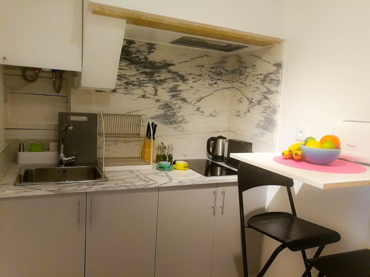 Gorgeous Bairro Alto Apartment Lisbon Bagian luar foto